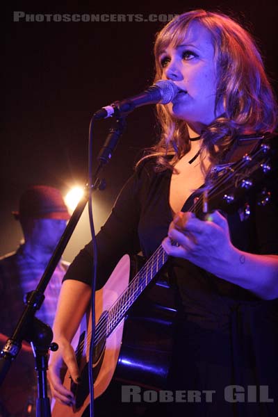 ISOBEL CAMPBELL - 2006-04-21 - PARIS - Cafe de la Danse - 